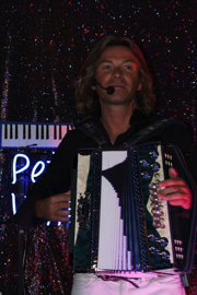 Zugin-live